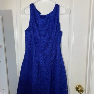 blue dress